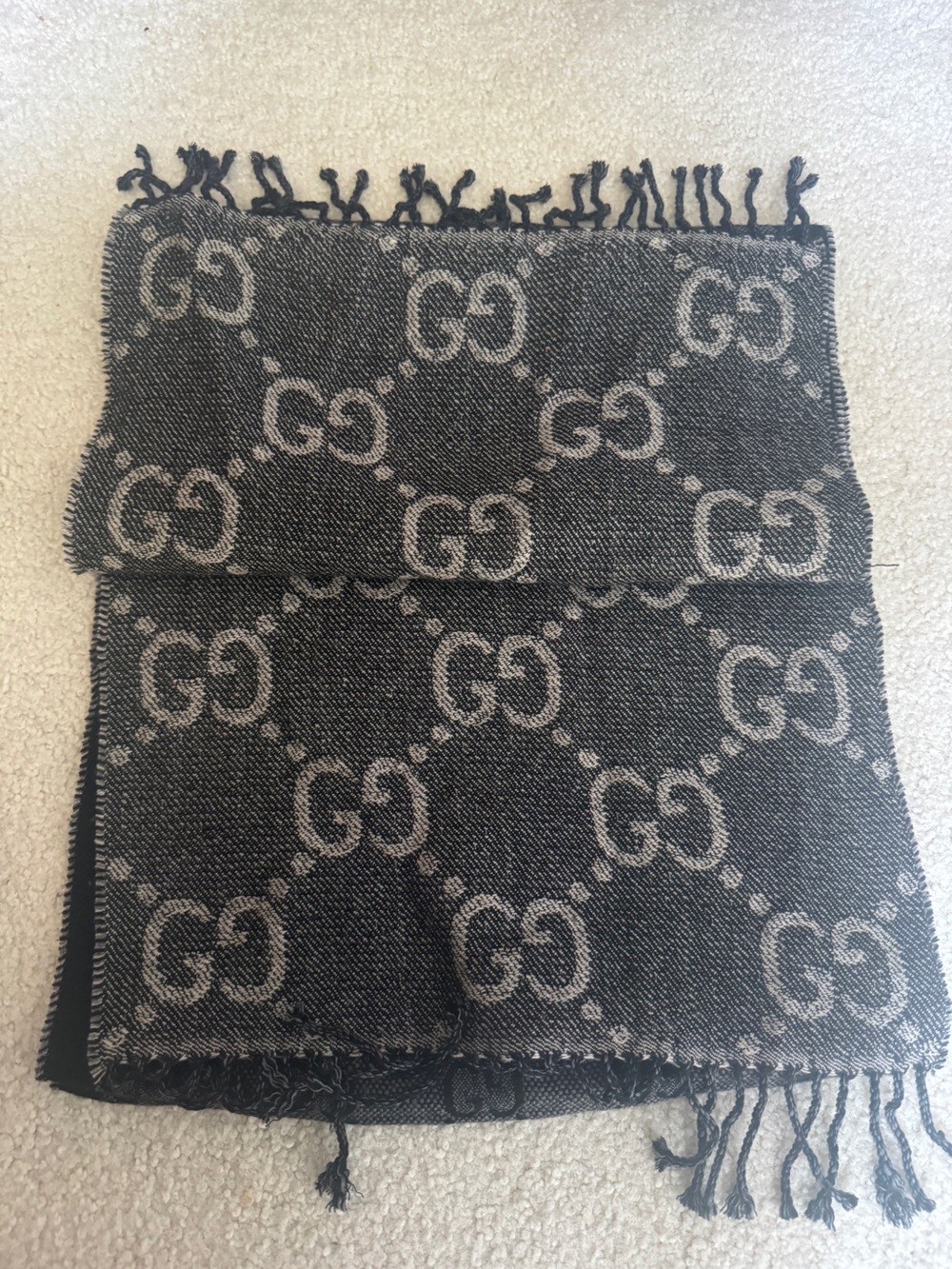 Gucci Wool & Cotton GG Logo Black/Gray monogram shawl Scarf